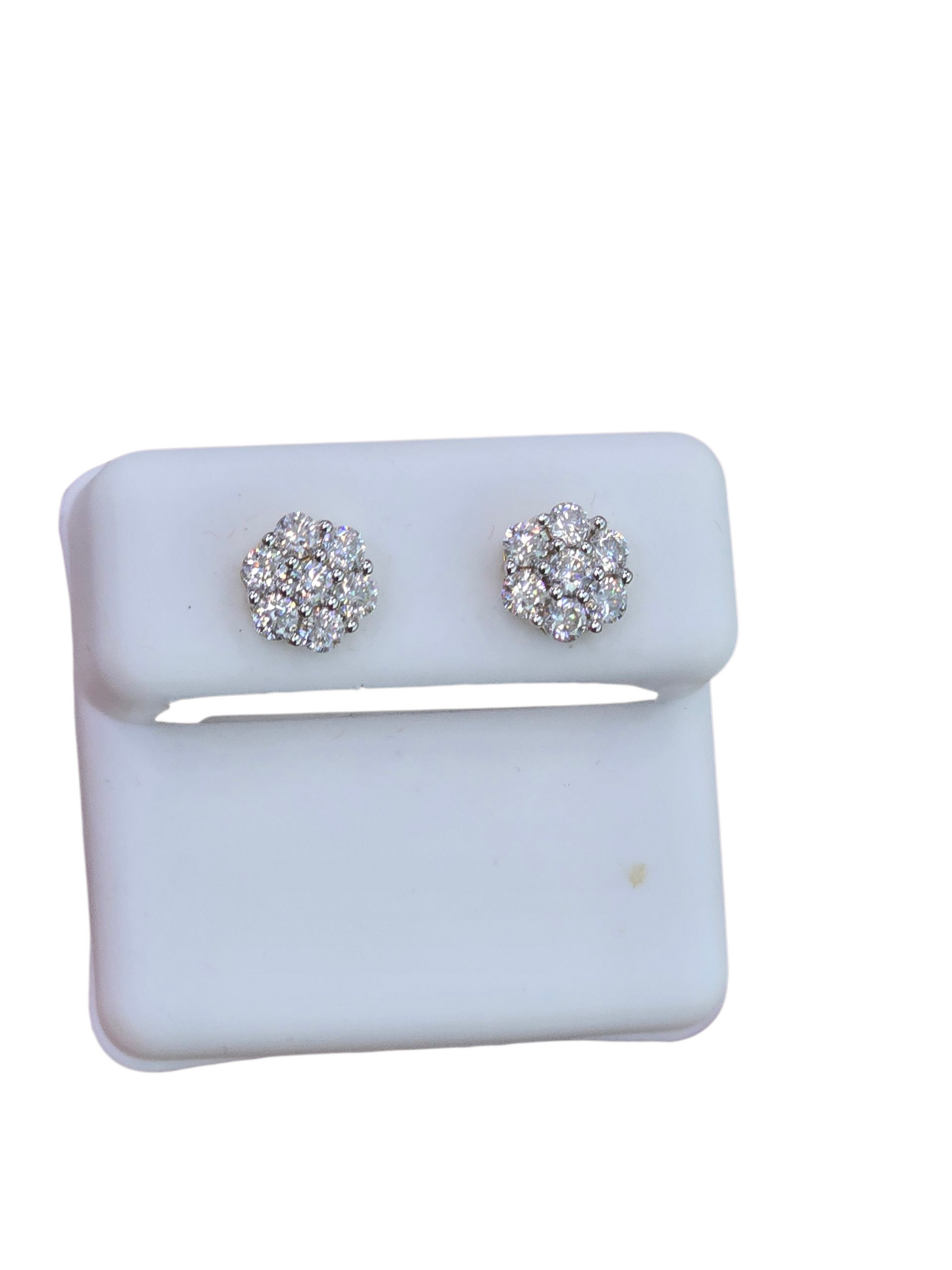 10KT REAL GOLD MOISSANITE DIAMOND STUD EARRING